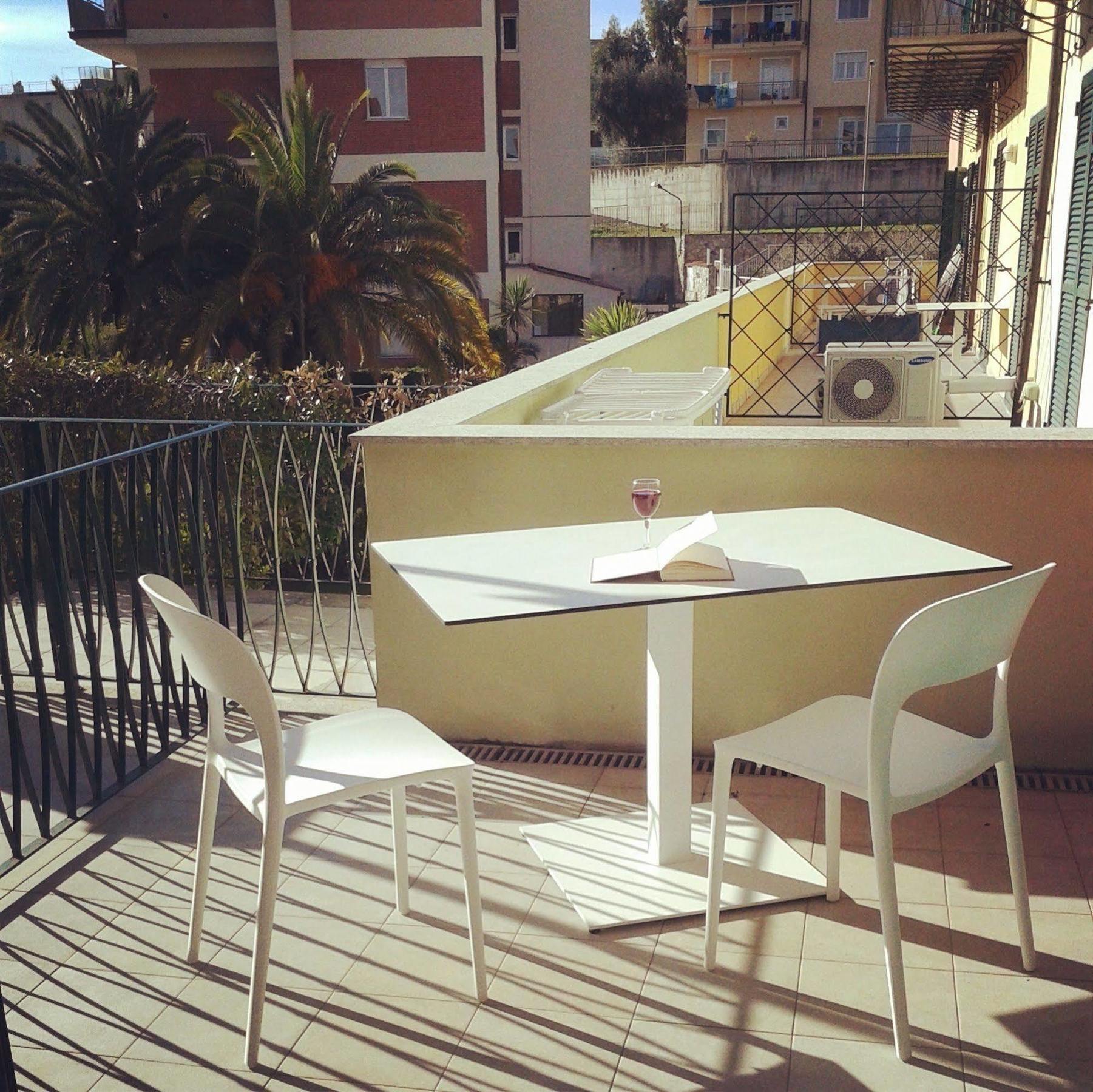 לואנו Residence I Cormorani מראה חיצוני תמונה