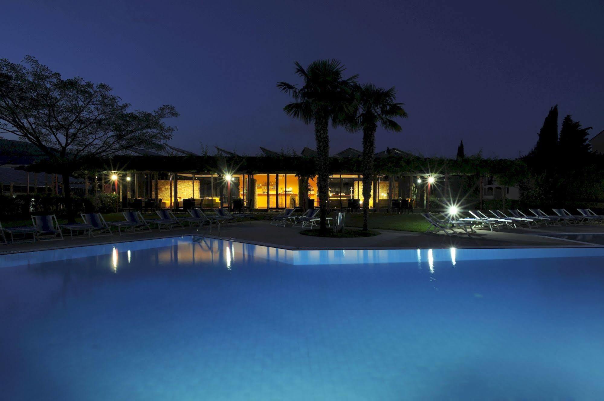 לואנו Residence I Cormorani מראה חיצוני תמונה