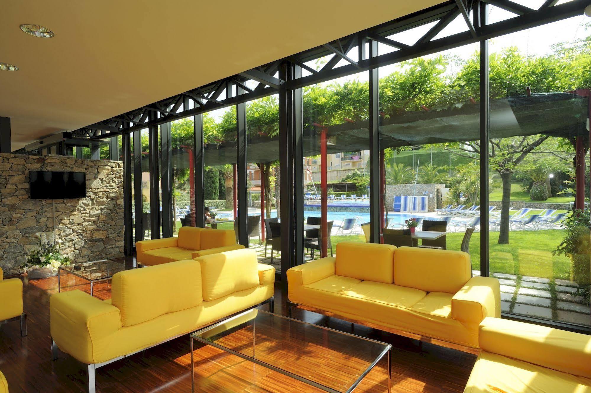 לואנו Residence I Cormorani מראה חיצוני תמונה